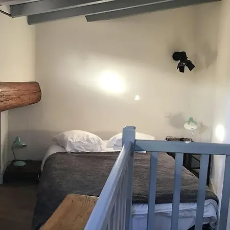 8 Pers 50m De La Apartament *