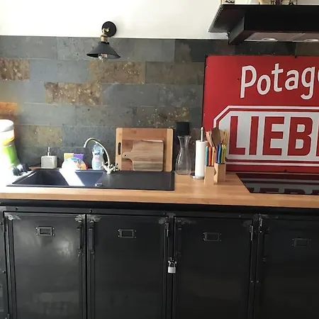 Lägenhet 8 Pers 50m De La *