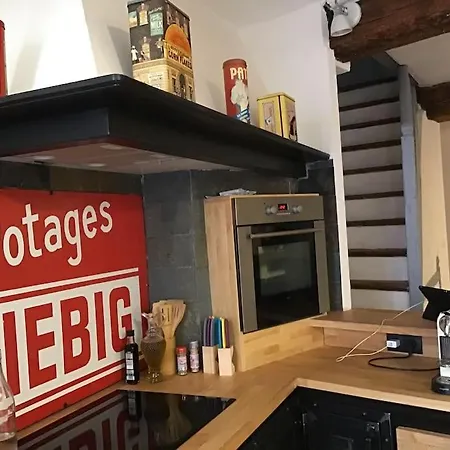 8 Pers 50m De La Apartament