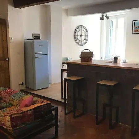 8 Pers 50m De La * Collioure